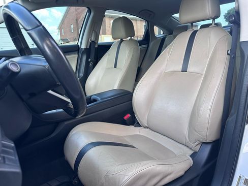 Used 2016 Honda Civic EX-L image 12
