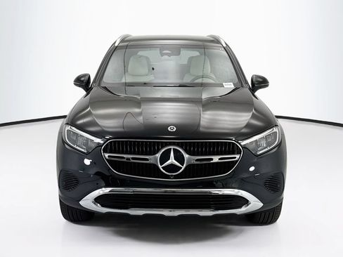 Certified 2026 Mercedes-Benz GLC 300 image 2
