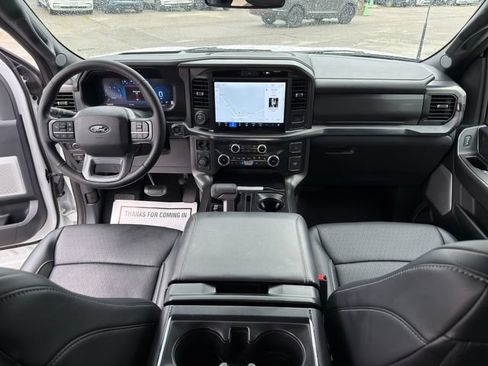 Used 2025 Ford F150 Lariat w/ Equipment Group 502A High AWD/4WD image 17