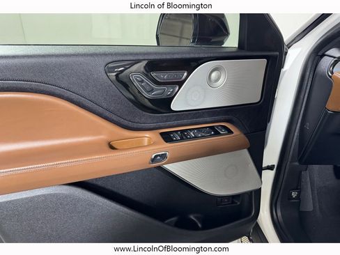 Used 2020 Lincoln Aviator Reserve w/ Equipment Group 202A image 17