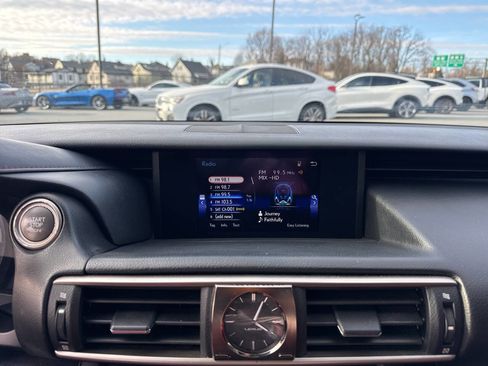 Used 2018 Lexus IS 300 F Sport w/ F Sport Package image 18