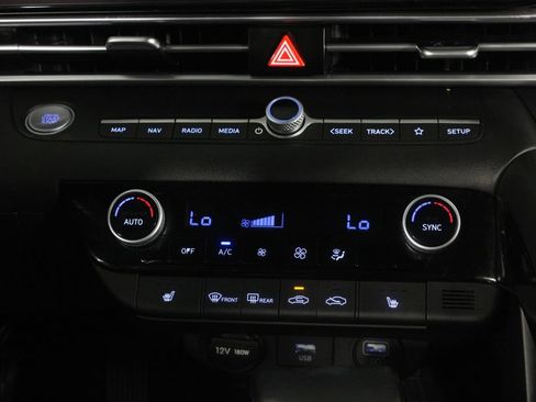 Certified 2023 Hyundai Elantra SEL w/ Convenience Package FWD image 22