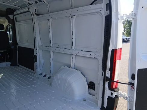 New 2026 RAM ProMaster 2500 w/ Convenience Group FWD image 15