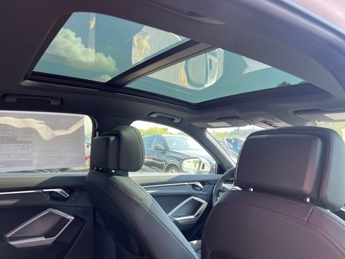 New 2025 Audi Q3 2.0T Premium image 14