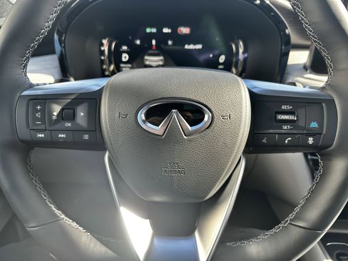 New 2026 INFINITI QX60 Autograph image 15