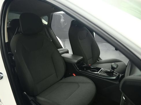 Certified 2025 Kia K4 FWD image 47