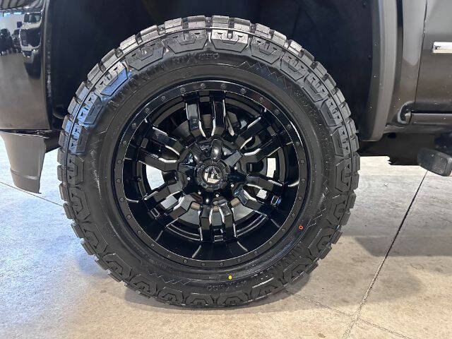 Used 2019 GMC Sierra 3500 Denali w/ Duramax Plus Package AWD/4WD image 13