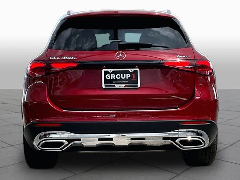Used 2025 Mercedes-Benz GLC 350e 4MATIC image 5