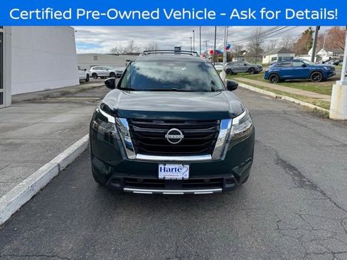 Used 2023 Nissan Pathfinder Platinum AWD/4WD image 3