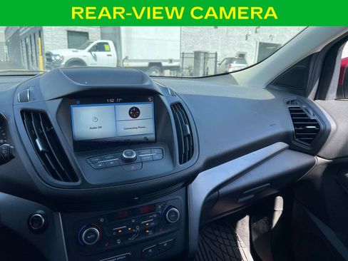 Used 2019 Ford Escape SEL image 18