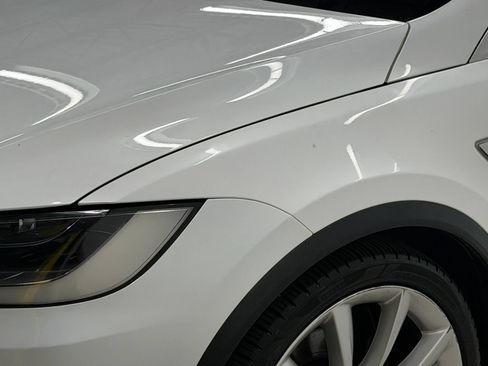 Used 2016 Tesla Model X 75D AWD/4WD image 4