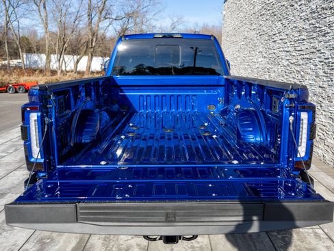 Used 2026 Ford F450 Platinum w/ Platinum Plus Package image 17