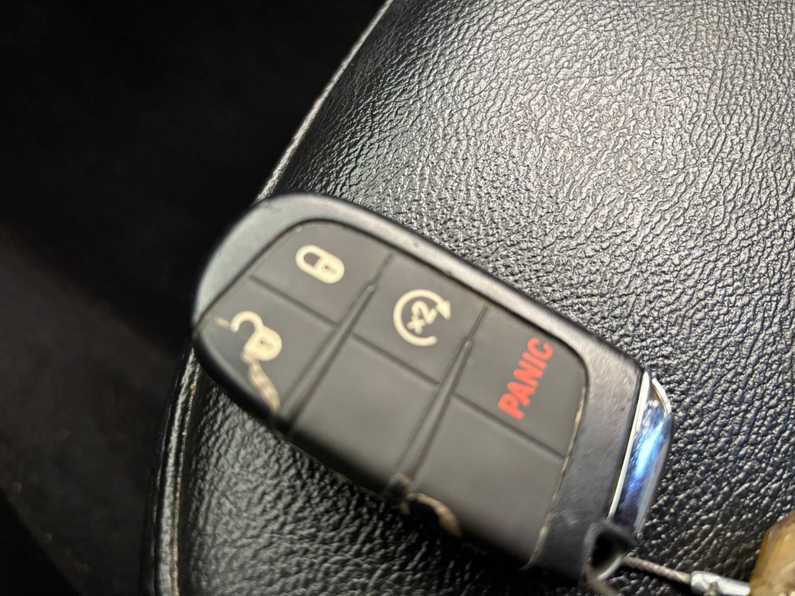 Used 2025 Jeep Compass Limited AWD/4WD image 25