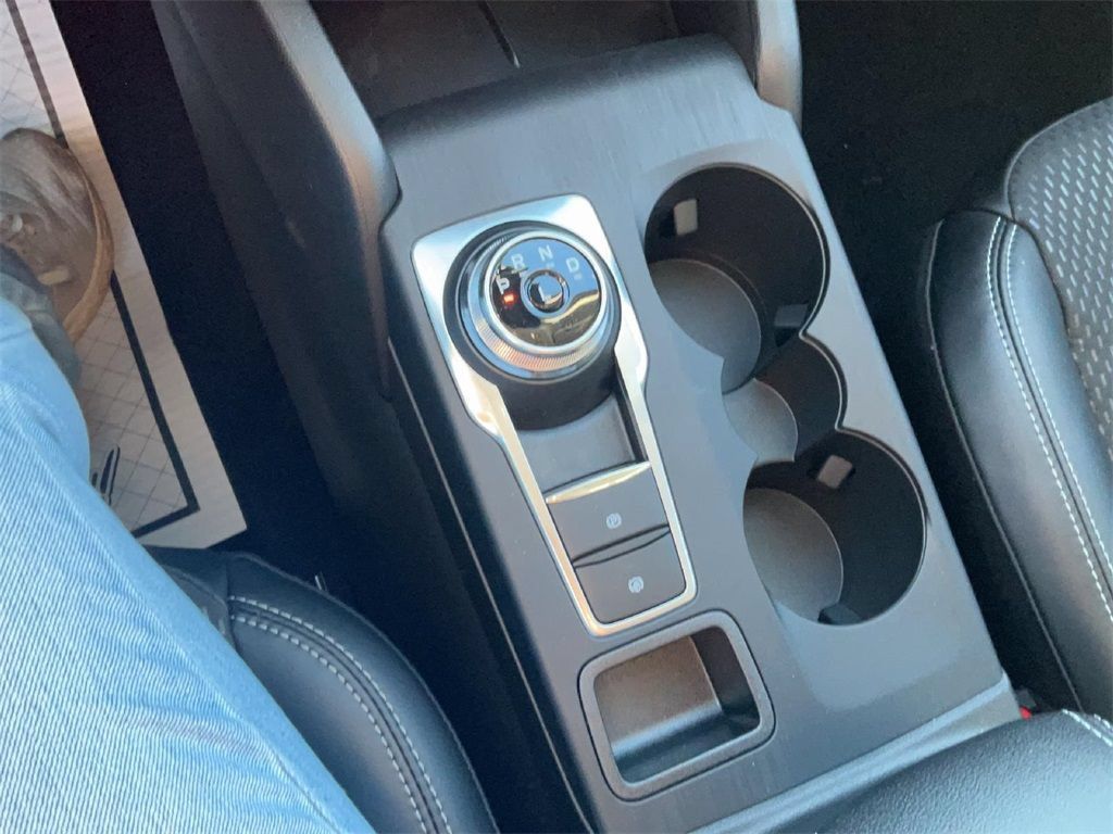 New 2025 Ford Escape SE FWD image 21
