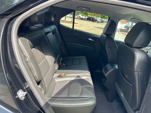Used 2024 Chevrolet Equinox Premier FWD image 30