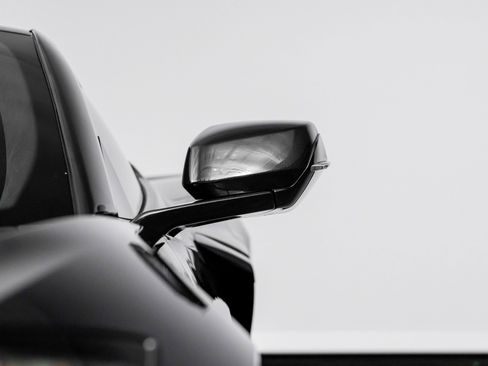 Used 2024 Chevrolet Corvette Stingray Premium Conv w/ Z51 Performance Package image 11