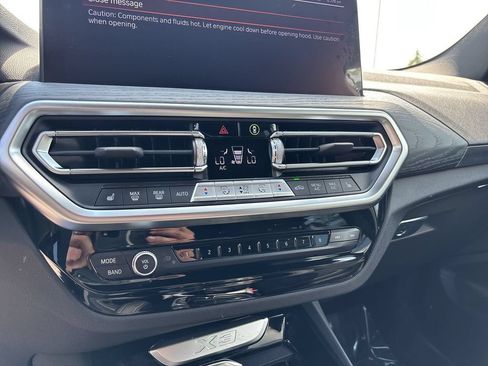 Certified 2024 BMW X3 xDrive30i w/ Premium Package AWD/4WD image 17