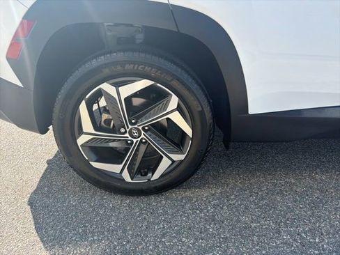 Certified 2023 Hyundai Tucson Limited image 9