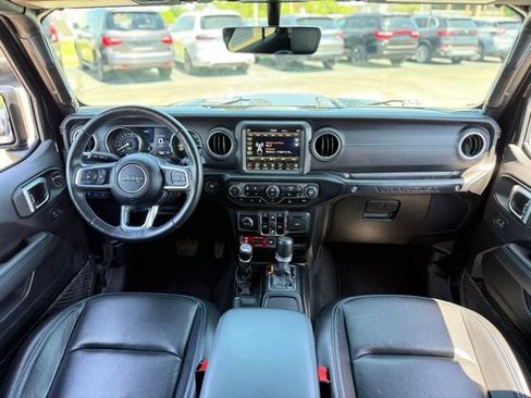Used 2023 Jeep Wrangler Unlimited Rubicon 4xe w/ Cold Weather Group AWD/4WD image 2