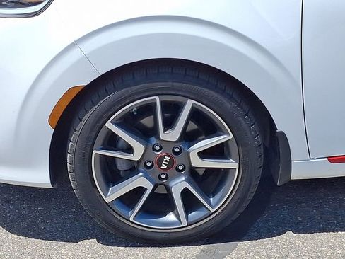 Used 2021 Kia Soul Turbo FWD image 30