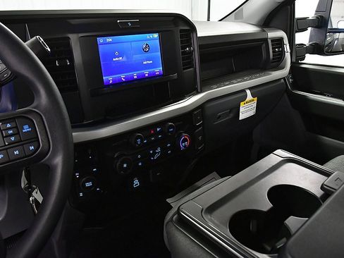 New 2026 Ford F250 XL image 23