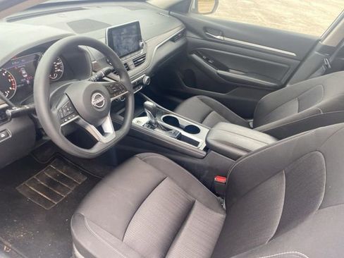 Used 2023 Nissan Altima 2.5 SV image 16