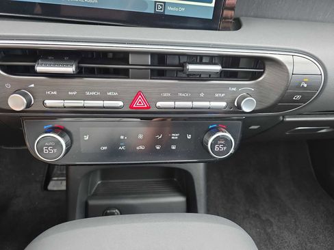 Certified 2026 Hyundai Palisade SEL FWD image 47