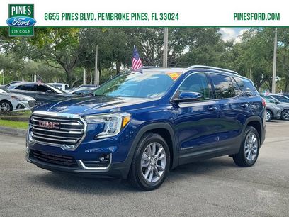 Used 2022 GMC Terrain SLT w/ Infotainment Package II