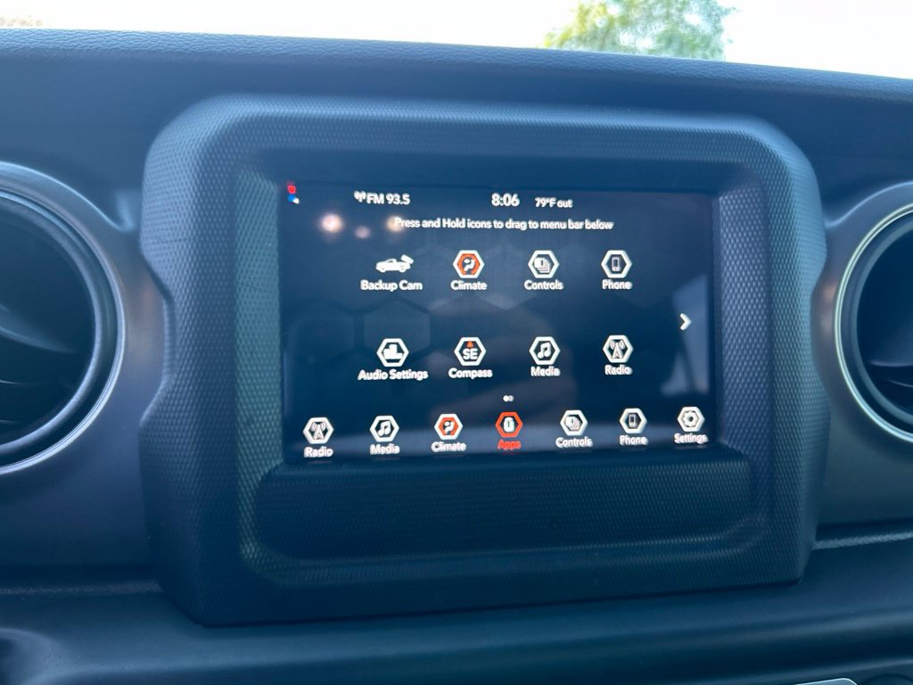 Used 2022 Jeep Gladiator Sport AWD/4WD image 13