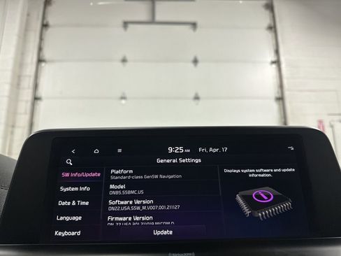 Used 2022 Kia Telluride S image 35