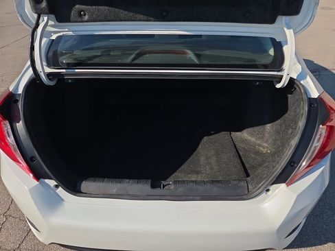 Used 2017 Honda Civic EX-T image 9