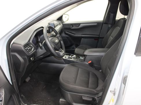 Used 2025 Ford Escape Active AWD/4WD image 16