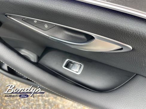 Used 2022 Mercedes-Benz E 350 Sedan image 19