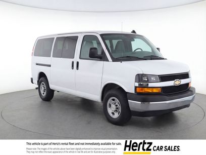Used 2025 Chevrolet Express 3500 LT w/ LT Preferred Equipment Group