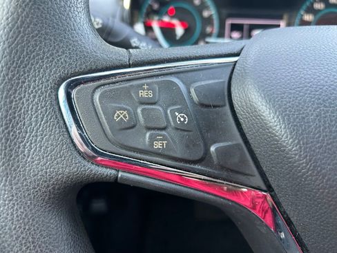 Used 2018 Chevrolet Cruze LT w/ Convenience Package FWD image 21