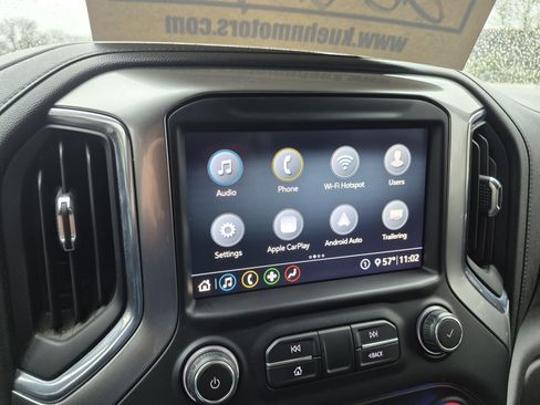 Used 2020 Chevrolet Silverado 1500 LT Trail Boss AWD/4WD image 24