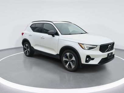Certified 2023 Volvo XC40 B5 Ultimate w/ Climate Package