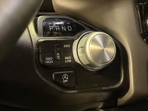 Used 2024 RAM 1500 Laramie image 12