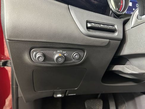 Used 2023 Buick Encore GX Essence w/ Advanced Technology Package image 20