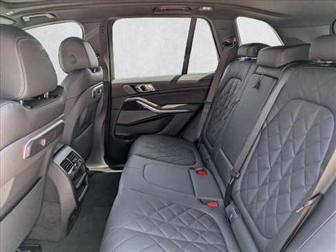 New 2026 BMW X5 sDrive40i w/ M Sport Package RWD image 17