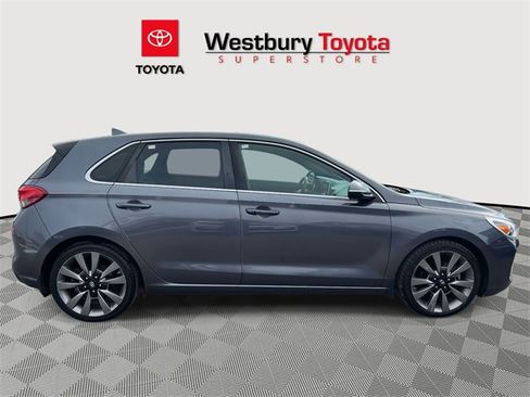 Used 2018 Hyundai Elantra GT Sport image 6