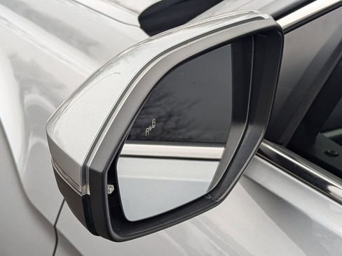 Used 2021 Volkswagen Atlas SEL Premium image 20