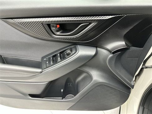 Used 2018 Subaru Crosstrek 2.0i Premium w/ Eyesight System image 13