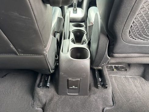 Used 2016 Chevrolet Trax LT w/ LT Convenience Package FWD image 24