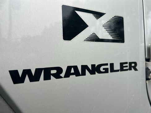 Used 2007 Jeep Wrangler X AWD/4WD image 11