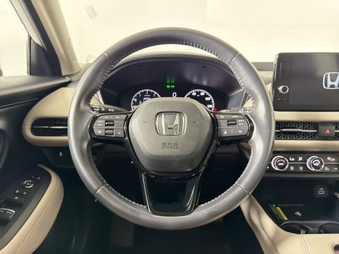 Used 2023 Honda HR-V EX-L image 14