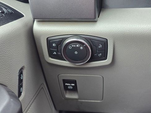 Used 2019 Ford F150 XLT image 26