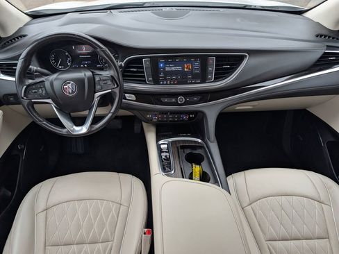 Used 2022 Buick Enclave Avenir w/ Avenir Technology Package image 9