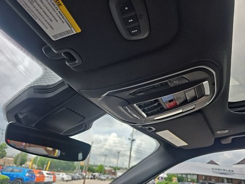 New 2026 Jeep Cherokee Overland AWD/4WD image 17