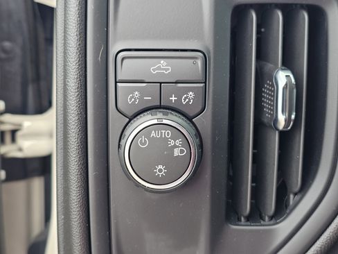 Used 2026 Chevrolet Silverado 1500 Custom RWD image 20